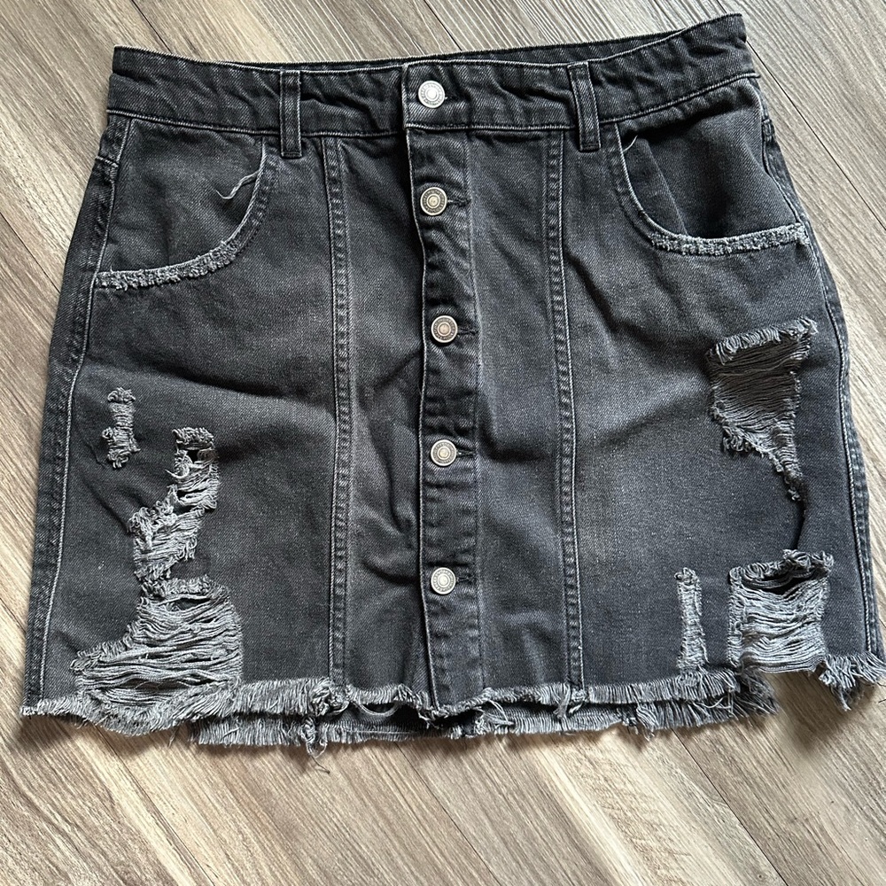 Like New Free People Black/Grey Denim Distressed High Waisted Skirt Size 12